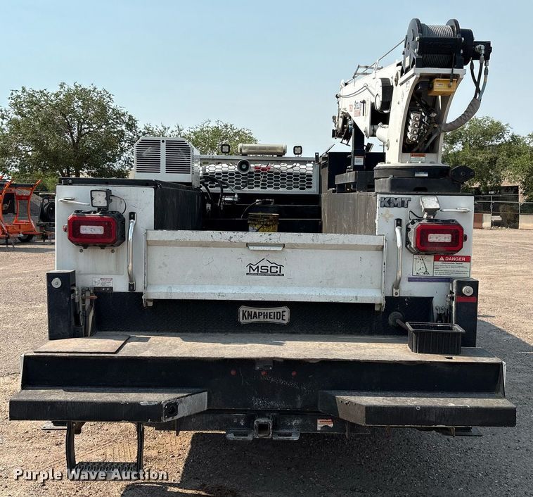 image for item DX8018 2019 Ford F550 Super Duty XL Crew Cab utility / service truck