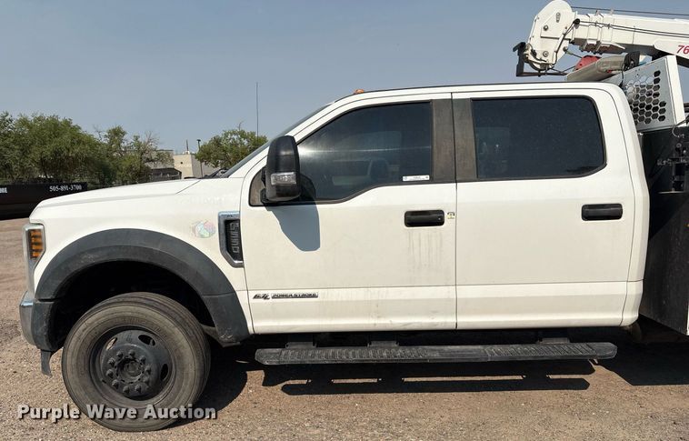 image for item DX8018 2019 Ford F550 Super Duty XL Crew Cab utility / service truck