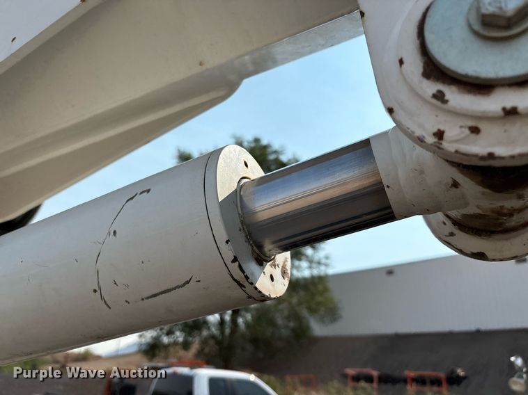 image for item DX8018 2019 Ford F550 Super Duty XL Crew Cab utility / service truck