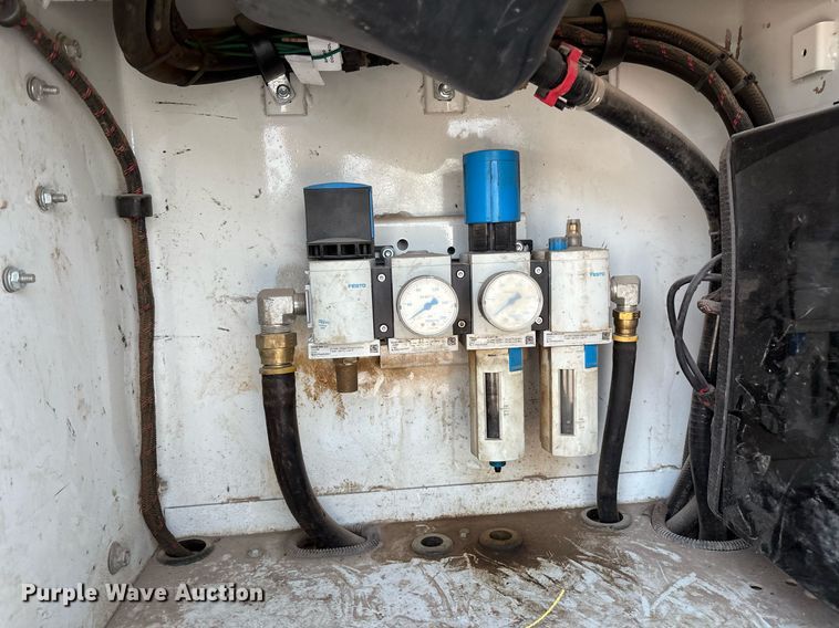 image for item DX8018 2019 Ford F550 Super Duty XL Crew Cab utility / service truck