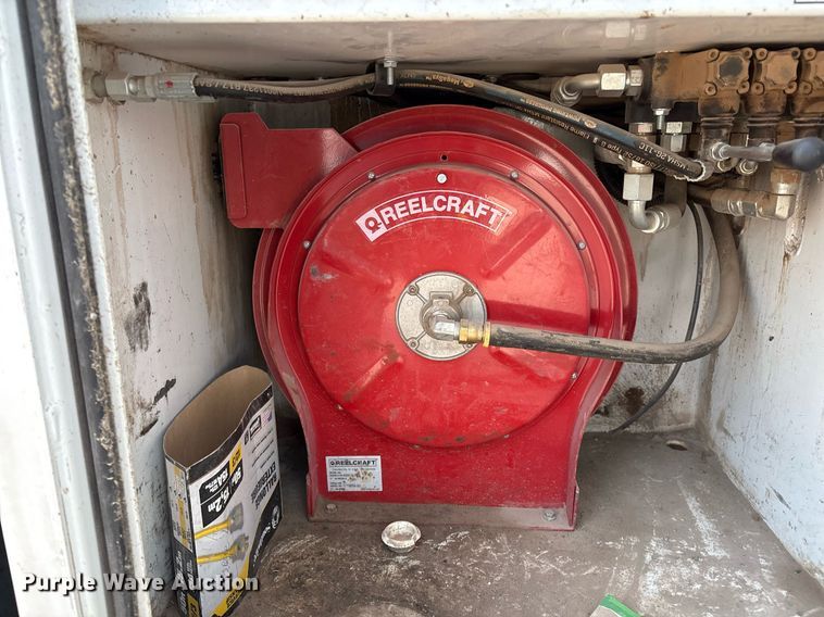 image for item DX8018 2019 Ford F550 Super Duty XL Crew Cab utility / service truck