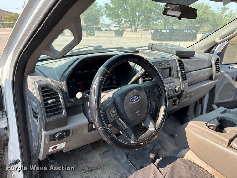 image for item DX8018 2019 Ford F550 Super Duty XL Crew Cab utility / service truck