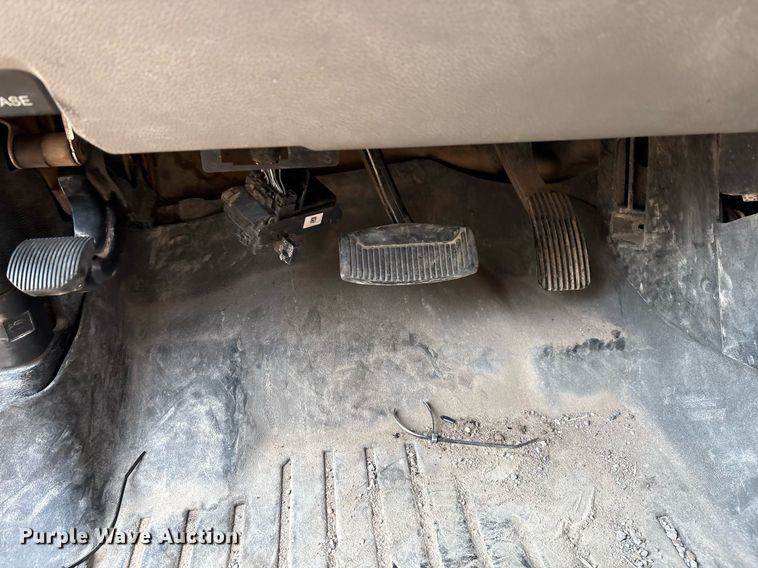 image for item DX8018 2019 Ford F550 Super Duty XL Crew Cab utility / service truck