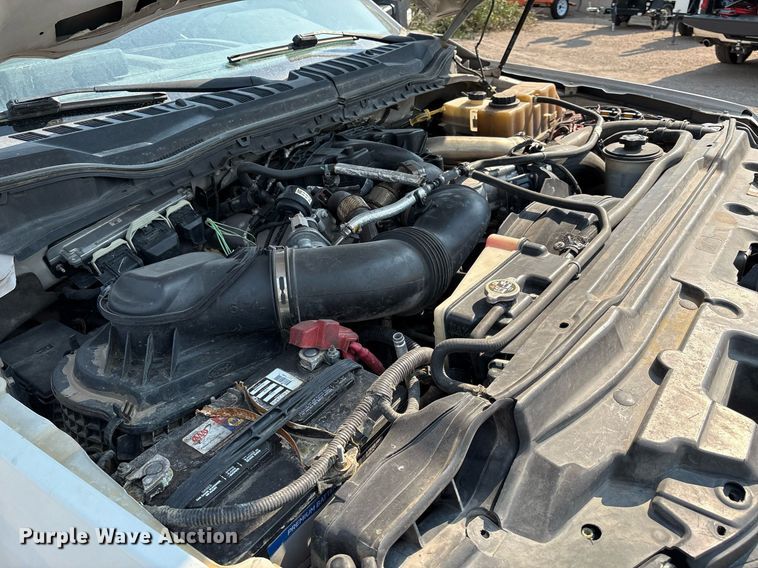 image for item DX8018 2019 Ford F550 Super Duty XL Crew Cab utility / service truck