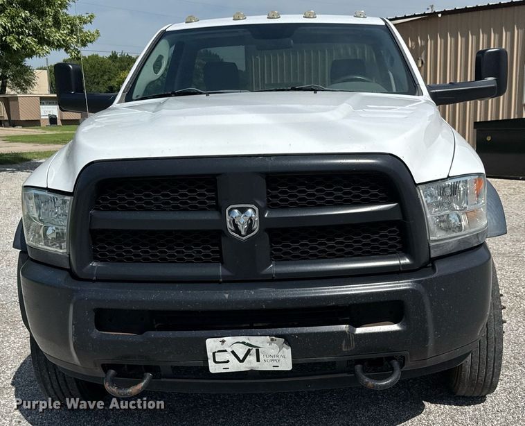 image for item DY0392 2016 Dodge Ram 5500  truck cab and chassis