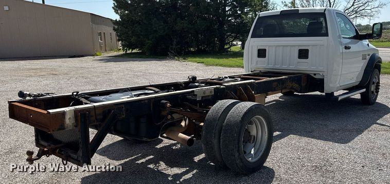 image for item DY0392 2016 Dodge Ram 5500  truck cab and chassis