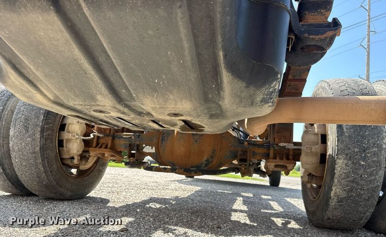 image for item DY0392 2016 Dodge Ram 5500  truck cab and chassis