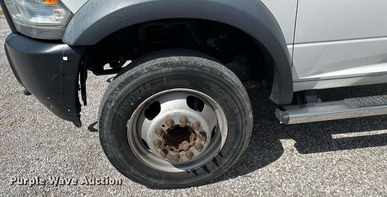 image for item DY0392 2016 Dodge Ram 5500  truck cab and chassis