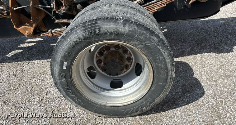 image for item DY0392 2016 Dodge Ram 5500  truck cab and chassis