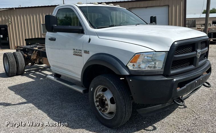 image for item DY0393 2016 Dodge Ram 4500 truck cab and chassis