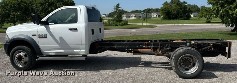 image for item DY0393 2016 Dodge Ram 4500 truck cab and chassis