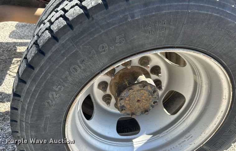 image for item DY0393 2016 Dodge Ram 4500 truck cab and chassis