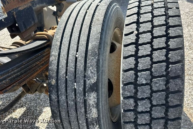 image for item DY0393 2016 Dodge Ram 4500 truck cab and chassis