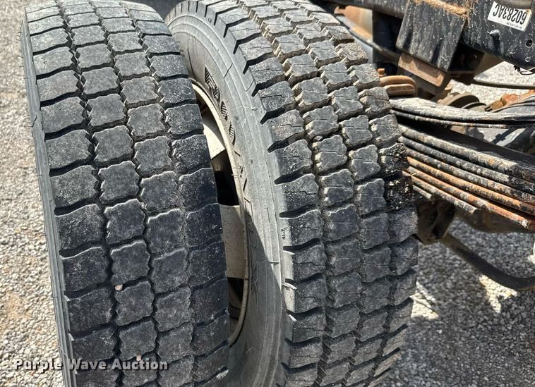 image for item DY0393 2016 Dodge Ram 4500 truck cab and chassis