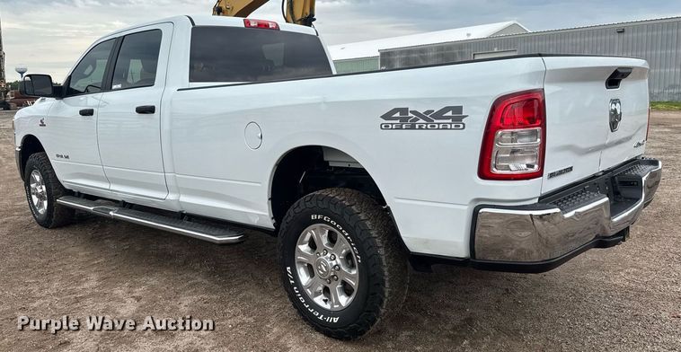 image for item DY0429 2022 Dodge Ram 2500 Big Horn  Crew Cab pickup truck