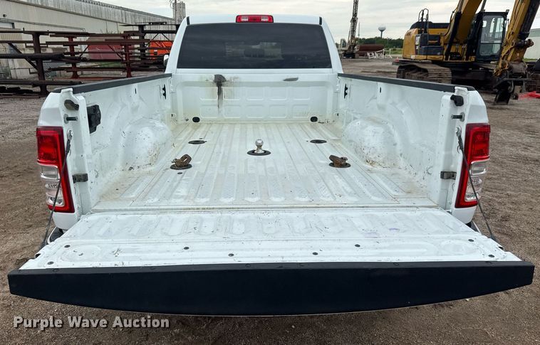 image for item DY0429 2022 Dodge Ram 2500 Big Horn  Crew Cab pickup truck