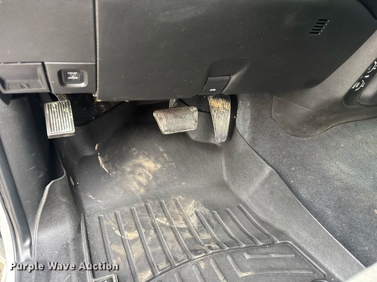 image for item DY0429 2022 Dodge Ram 2500 Big Horn  Crew Cab pickup truck