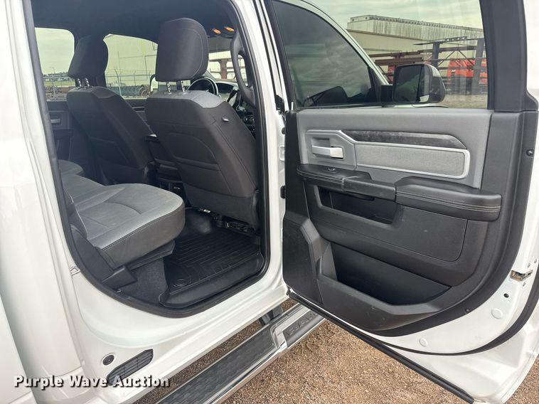 image for item DY0429 2022 Dodge Ram 2500 Big Horn  Crew Cab pickup truck