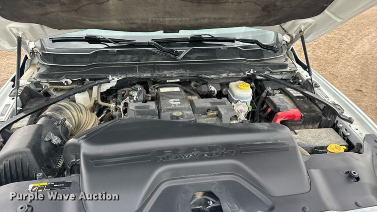 image for item DY0429 2022 Dodge Ram 2500 Big Horn  Crew Cab pickup truck