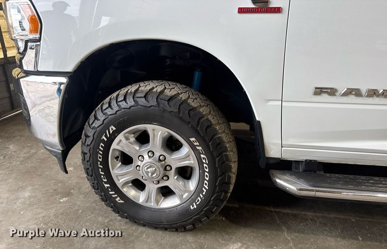 image for item DY0429 2022 Dodge Ram 2500 Big Horn  Crew Cab pickup truck