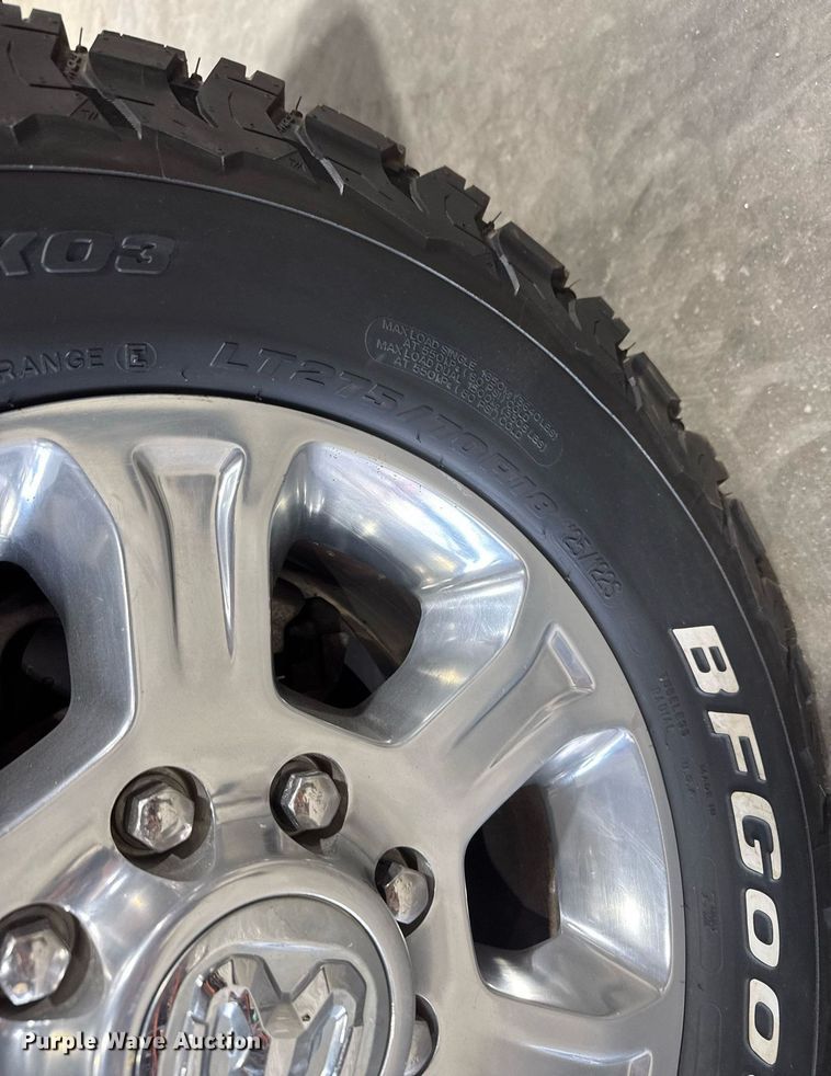 image for item DY0429 2022 Dodge Ram 2500 Big Horn  Crew Cab pickup truck