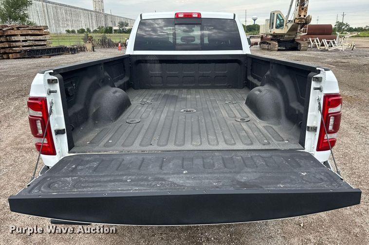 image for item DY0430 2022 Dodge Ram 2500 Big Horn Crew Cab pickup truck