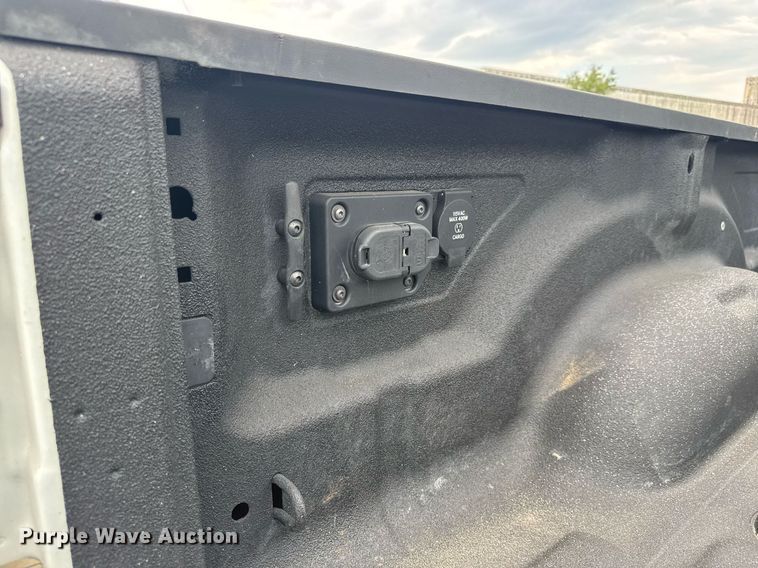 image for item DY0430 2022 Dodge Ram 2500 Big Horn Crew Cab pickup truck