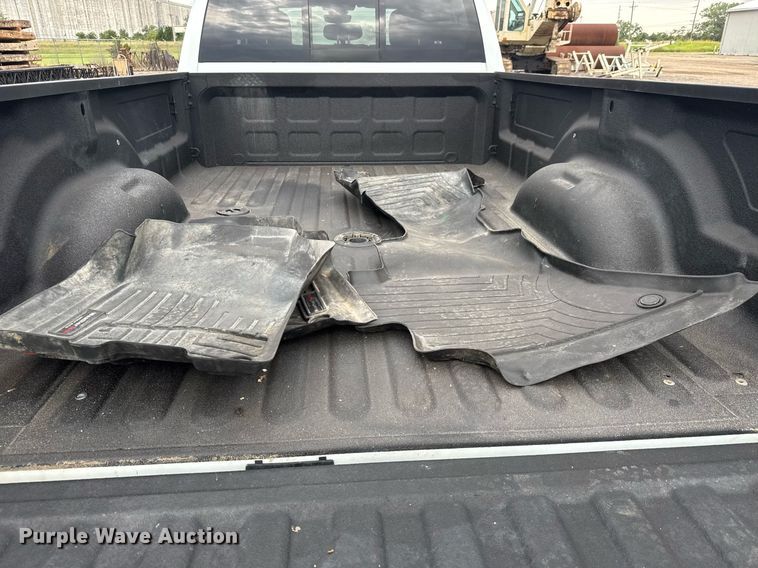 image for item DY0430 2022 Dodge Ram 2500 Big Horn Crew Cab pickup truck