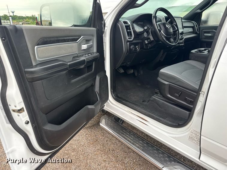 image for item DY0430 2022 Dodge Ram 2500 Big Horn Crew Cab pickup truck