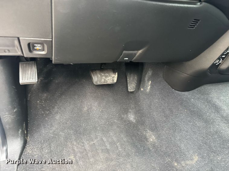 image for item DY0430 2022 Dodge Ram 2500 Big Horn Crew Cab pickup truck