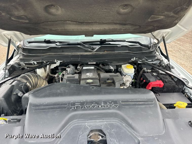 image for item DY0430 2022 Dodge Ram 2500 Big Horn Crew Cab pickup truck