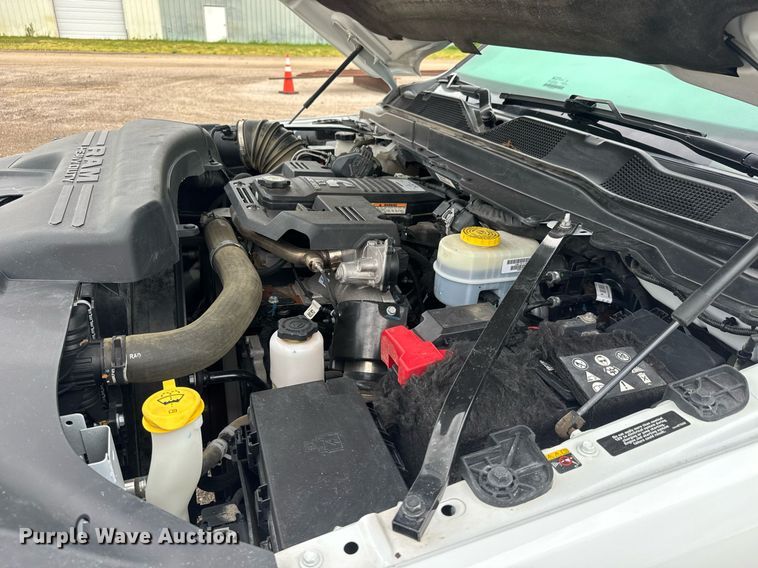 image for item DY0430 2022 Dodge Ram 2500 Big Horn Crew Cab pickup truck