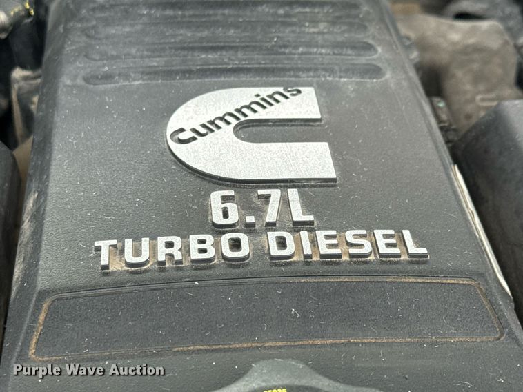 image for item DY0430 2022 Dodge Ram 2500 Big Horn Crew Cab pickup truck