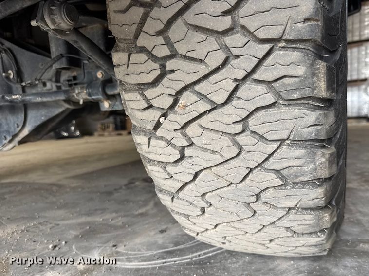 image for item DY0430 2022 Dodge Ram 2500 Big Horn Crew Cab pickup truck