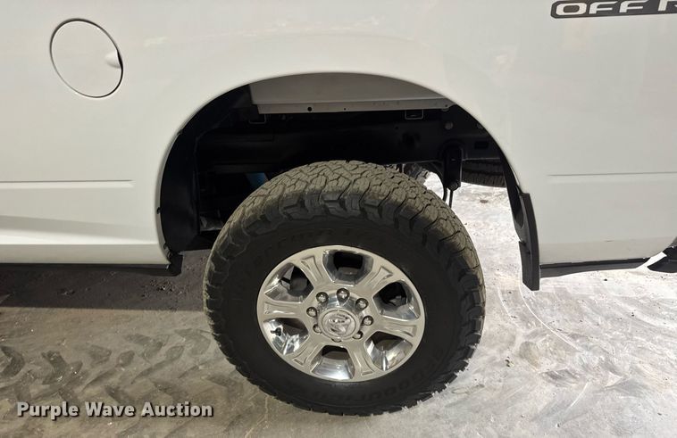 image for item DY0430 2022 Dodge Ram 2500 Big Horn Crew Cab pickup truck