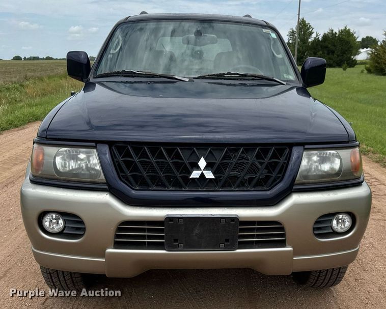 image for item DY0434 2002 Mitsubishi Montero Sport SUV