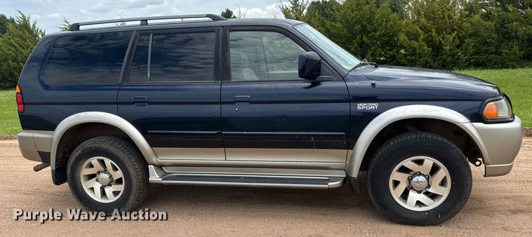 image for item DY0434 2002 Mitsubishi Montero Sport SUV