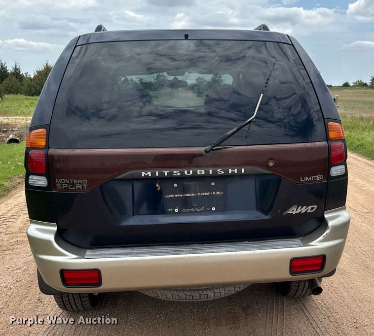 image for item DY0434 2002 Mitsubishi Montero Sport SUV