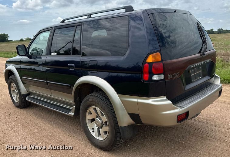 image for item DY0434 2002 Mitsubishi Montero Sport SUV