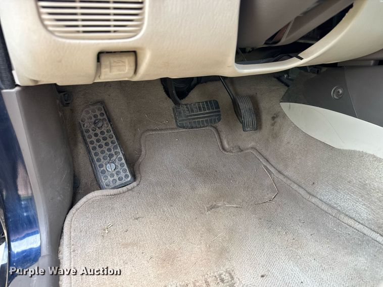 image for item DY0434 2002 Mitsubishi Montero Sport SUV