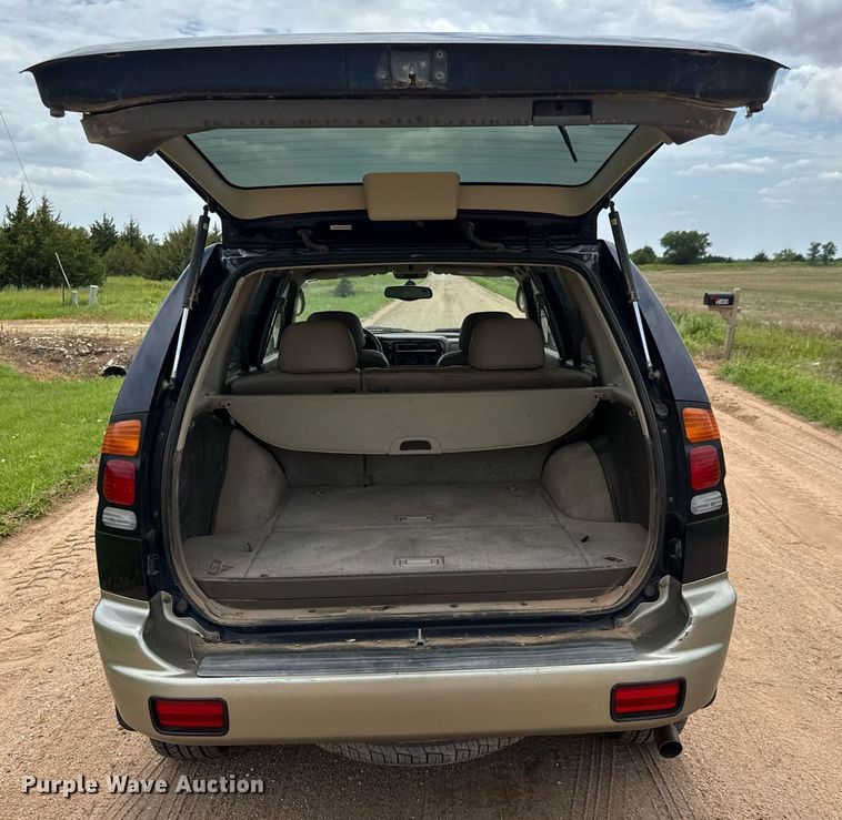 image for item DY0434 2002 Mitsubishi Montero Sport SUV