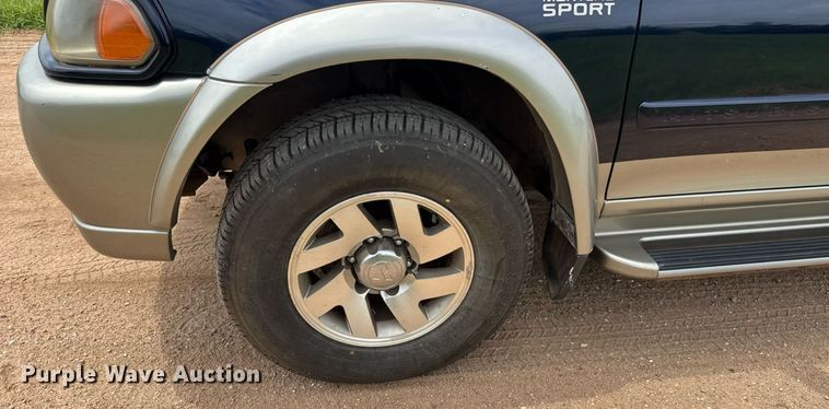 image for item DY0434 2002 Mitsubishi Montero Sport SUV