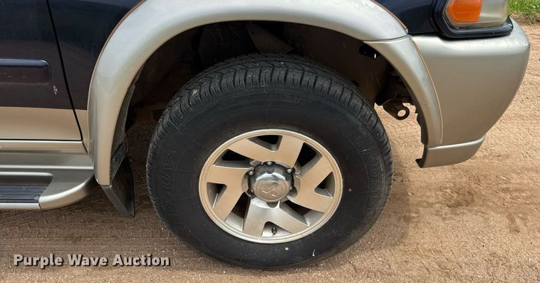 image for item DY0434 2002 Mitsubishi Montero Sport SUV