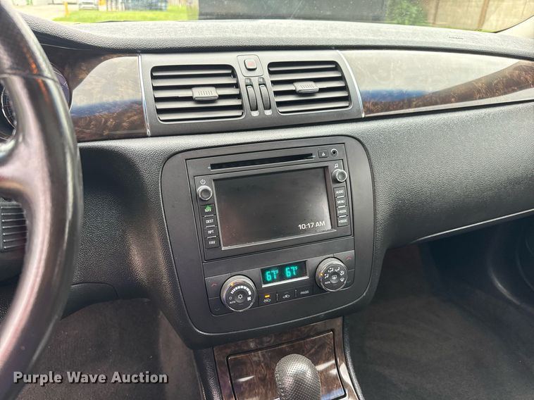 image for item DY0439 2006 Buick Lucerne CXS 