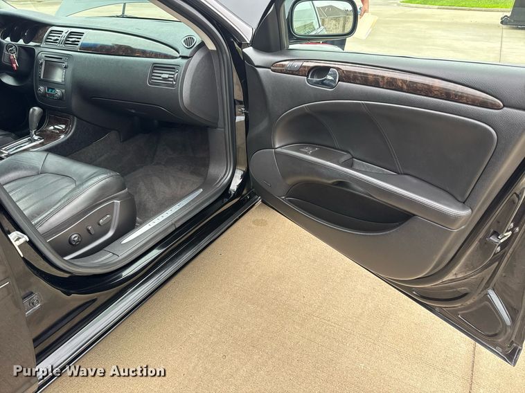 image for item DY0439 2006 Buick Lucerne CXS 