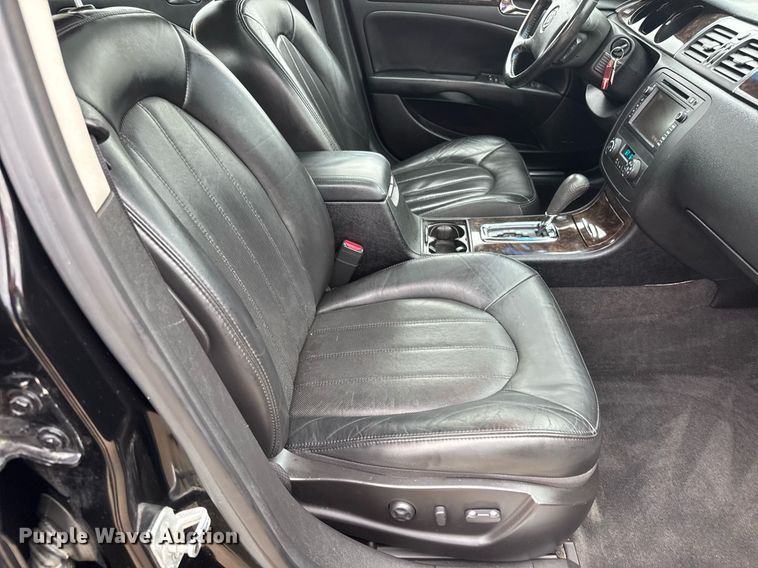 image for item DY0439 2006 Buick Lucerne CXS 