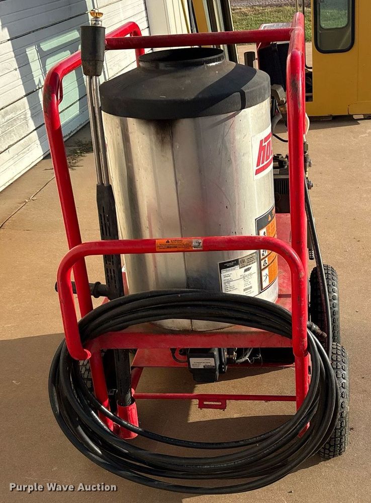 image for item DY0801 2010 Hotsy 1075SSE hot pressure washer