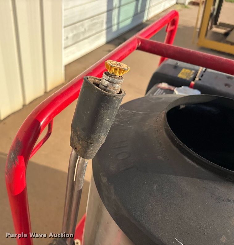 image for item DY0801 2010 Hotsy 1075SSE hot pressure washer