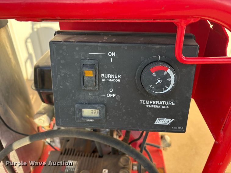 image for item DY0801 2010 Hotsy 1075SSE hot pressure washer