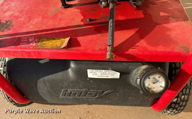 image for item DY0801 2010 Hotsy 1075SSE hot pressure washer